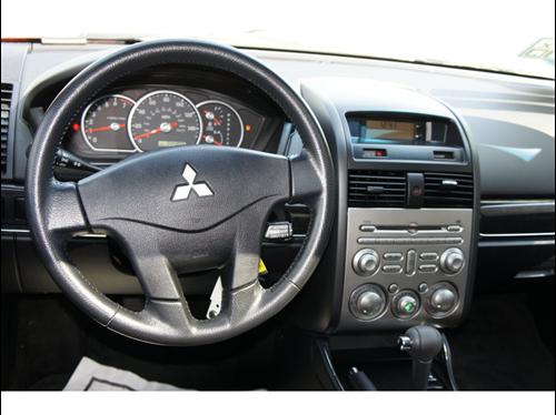 Mitsubishi Galant 2009 photo 5
