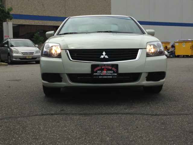 Mitsubishi Galant 2009 photo 1