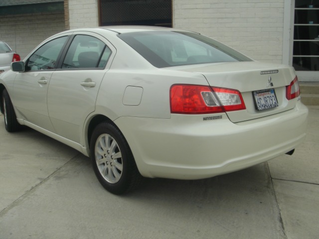 Mitsubishi Galant 2009 photo 3