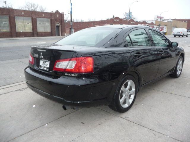 Mitsubishi Galant 2009 photo 2