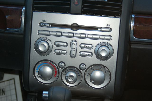 Mitsubishi Galant 2009 photo 2