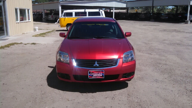 Mitsubishi Galant 2009 photo 2