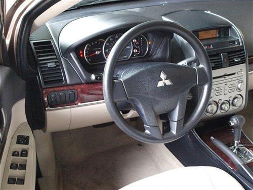 Mitsubishi Galant 2009 photo 5