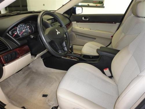 Mitsubishi Galant 2009 photo 3