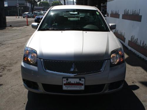 Mitsubishi Galant 2010 photo 1