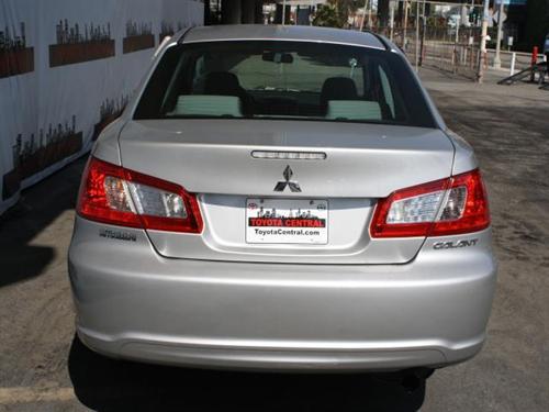 Mitsubishi Galant 2010 photo 4