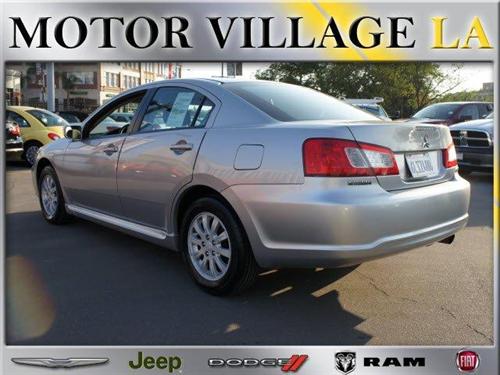 Mitsubishi Galant 2010 photo 3