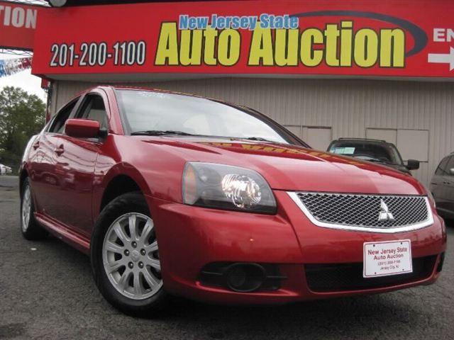 Mitsubishi Galant 4dr V8 AWD SUV Sedan