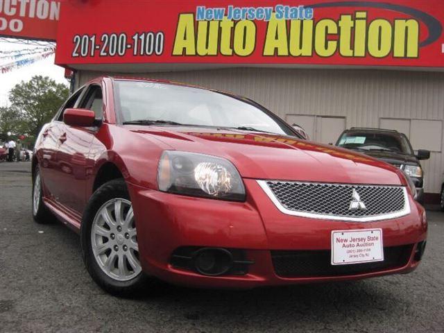 Mitsubishi Galant 2010 photo 1