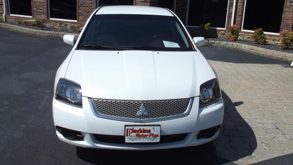 Mitsubishi Galant 2010 photo 15