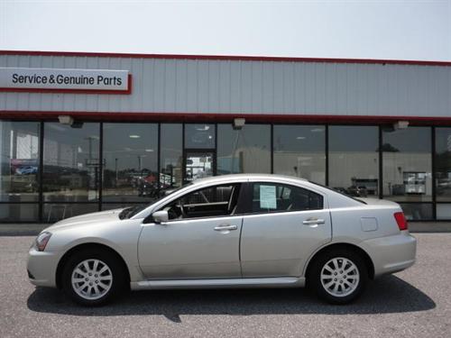 Mitsubishi Galant 2010 photo 2