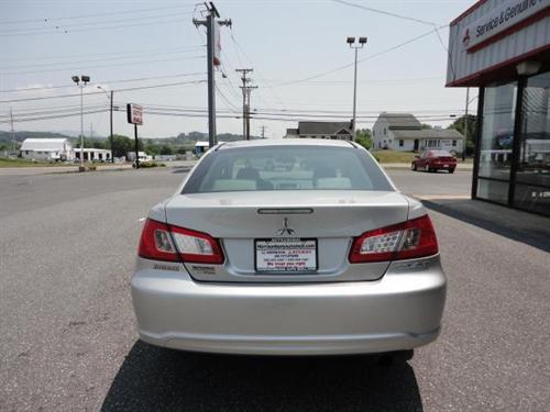 Mitsubishi Galant 2010 photo 3