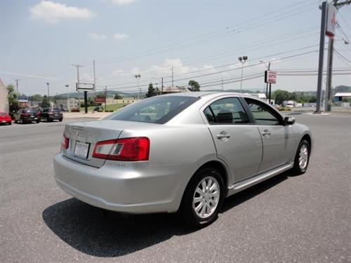 Mitsubishi Galant 2010 photo 4