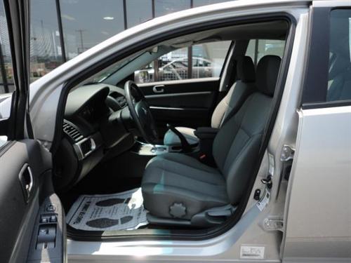 Mitsubishi Galant 2010 photo 5