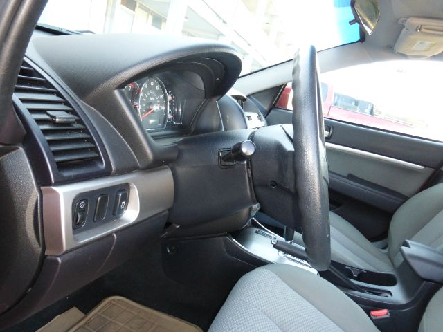 Mitsubishi Galant 2010 photo 20