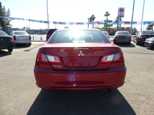 Mitsubishi Galant 2010 photo 33