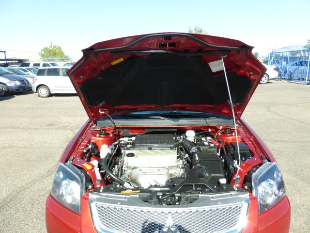 Mitsubishi Galant 2010 photo 8