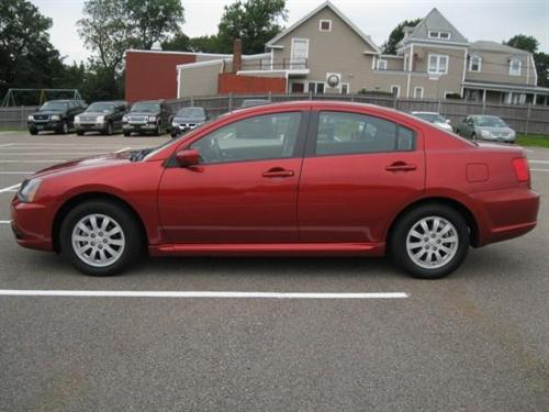 Mitsubishi Galant 2010 photo 4