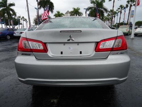 Mitsubishi Galant 2010 photo 2