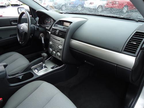 Mitsubishi Galant 2010 photo 4