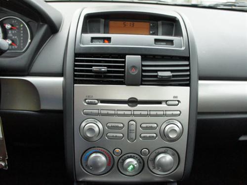 Mitsubishi Galant 2010 photo 2