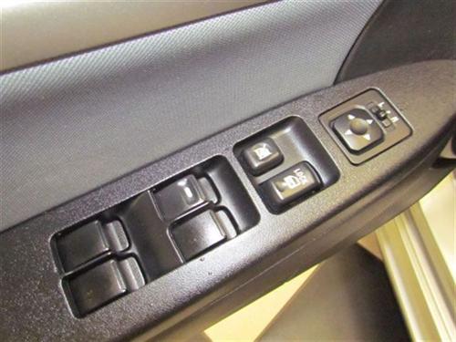 Mitsubishi Galant 2010 photo 2