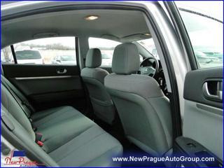 Mitsubishi Galant 2010 photo 3