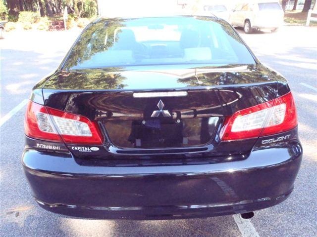 Mitsubishi Galant 4dr V8 AWD SUV Sedan