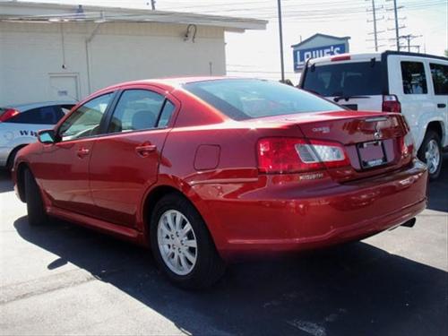 Mitsubishi Galant 2010 photo 1