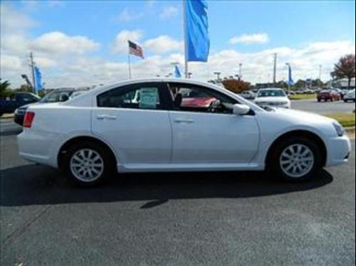 Mitsubishi Galant 2010 photo 2