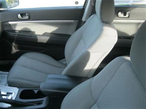 Mitsubishi Galant 2010 photo 3