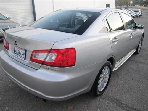 Mitsubishi Galant 2010 photo 1