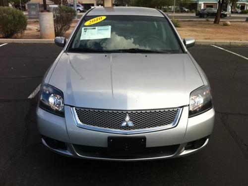 Mitsubishi Galant 2010 photo 1