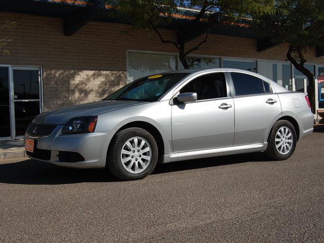 Mitsubishi Galant 2010 photo 4