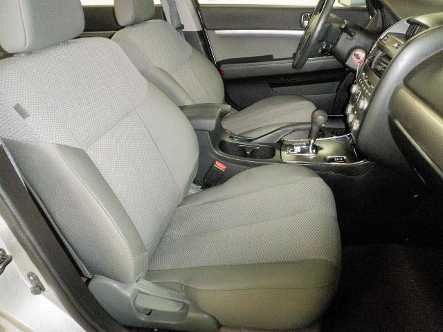 Mitsubishi Galant 2010 photo 4