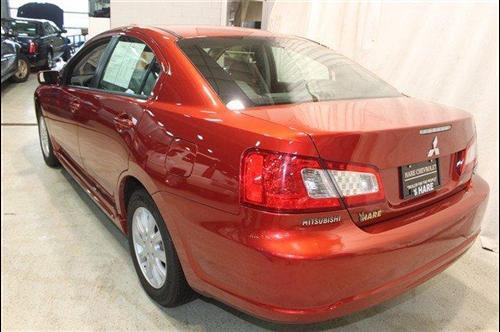 Mitsubishi Galant 2010 photo 1