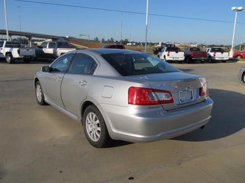 Mitsubishi Galant 2010 photo 5