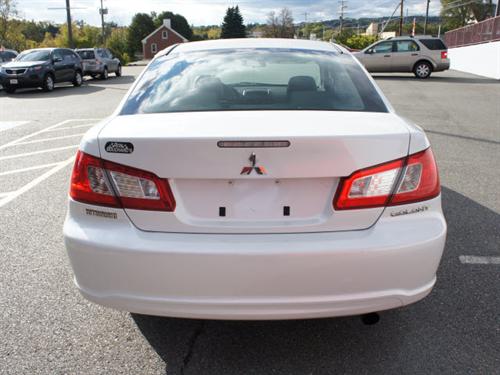 Mitsubishi Galant 2010 photo 1