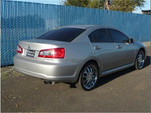 Mitsubishi Galant 2010 photo 1