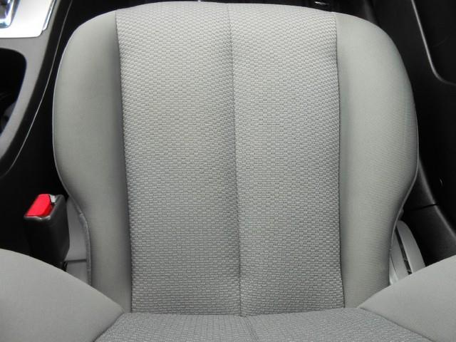 Mitsubishi Galant 2010 photo 11