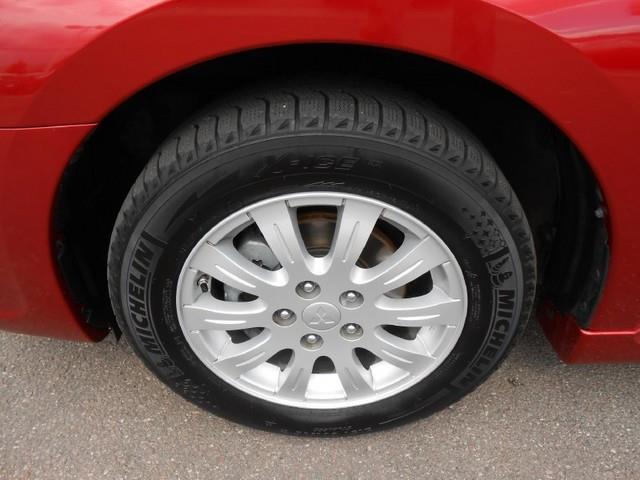 Mitsubishi Galant 2010 photo 16