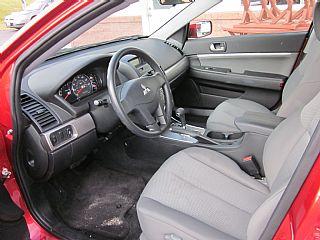 Mitsubishi Galant 2010 photo 3