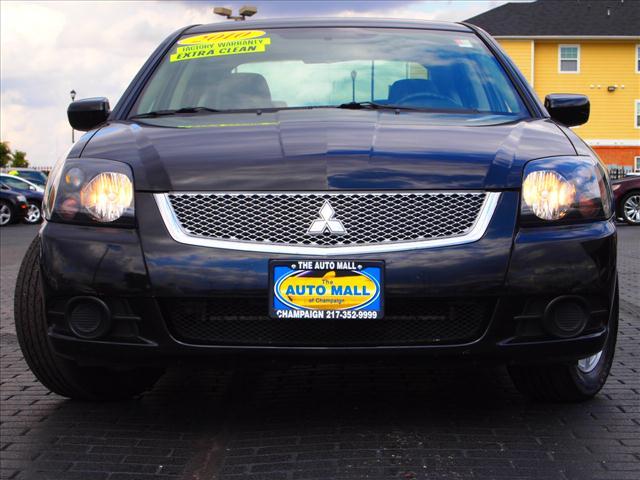 Mitsubishi Galant 2010 photo 2