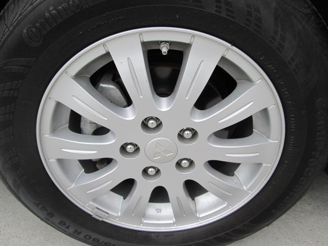 Mitsubishi Galant 2010 photo 14