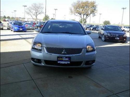Mitsubishi Galant 2010 photo 1