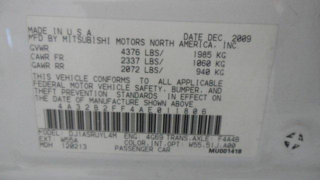 Mitsubishi Galant 2010 photo 2