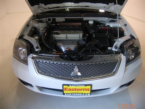 Mitsubishi Galant 2010 photo 4