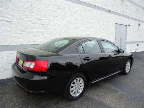 Mitsubishi Galant 2010 photo 2
