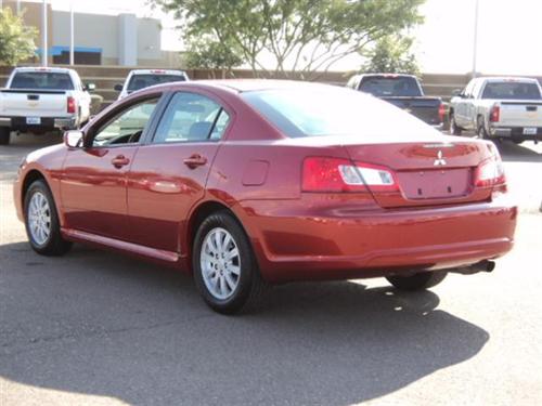 Mitsubishi Galant 2010 photo 3