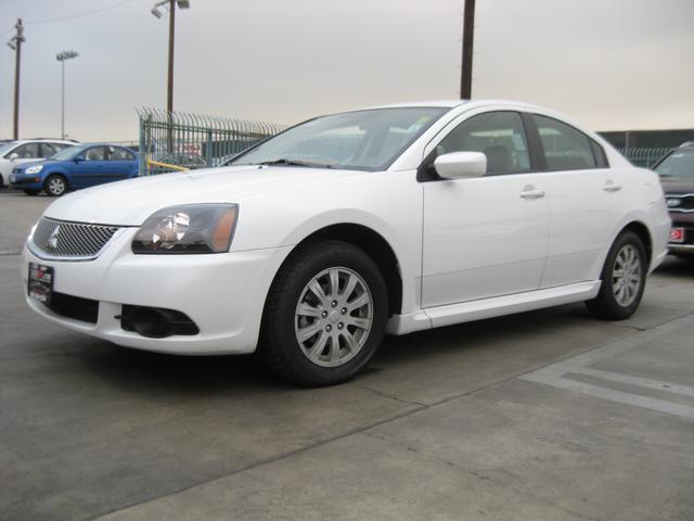 Mitsubishi Galant LW2 Sedan